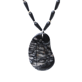 IMG_2455 C.U. blck vien jasper pendant