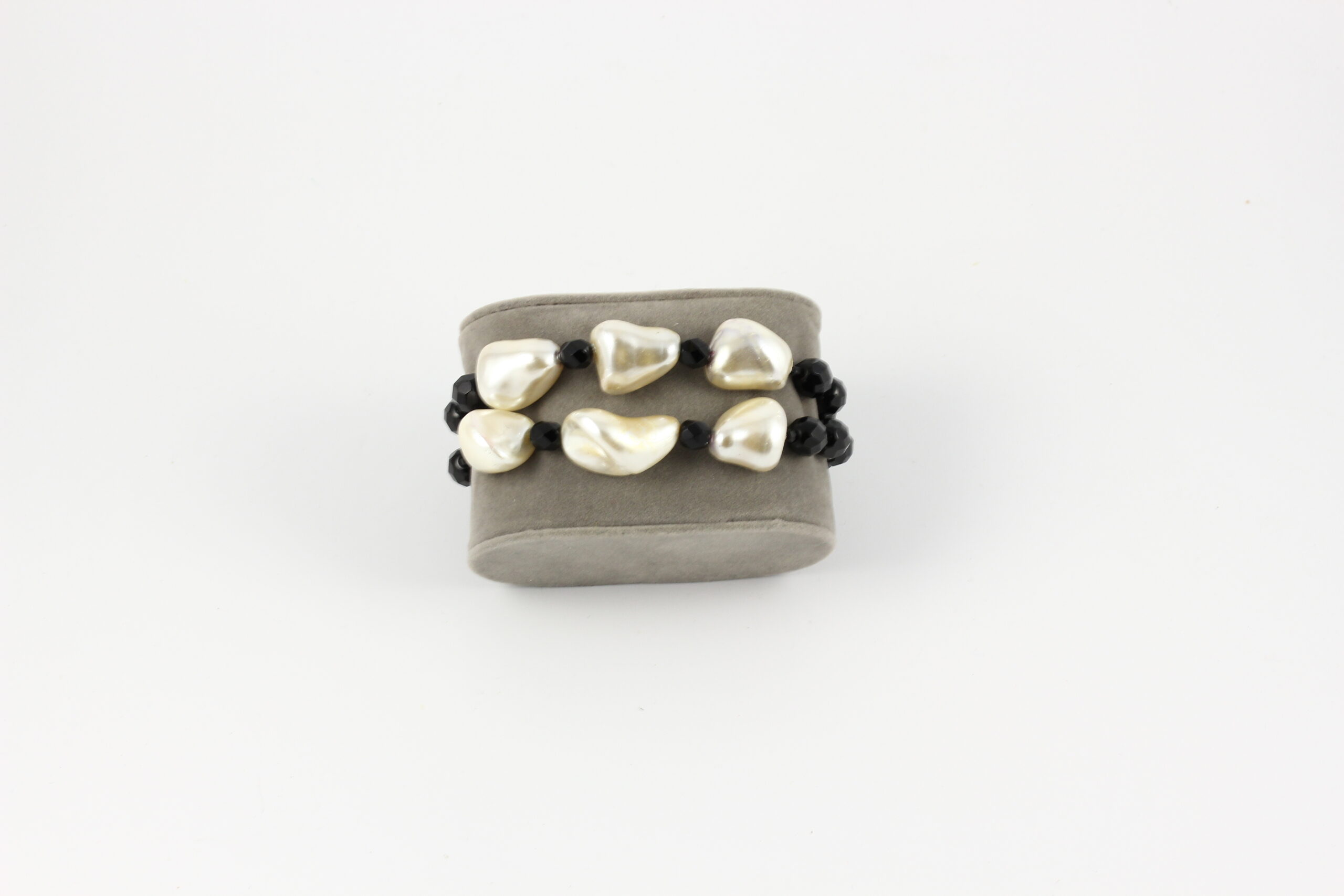 Bracelet with Baroque Chunky Pearls and Black Swarovski Beads