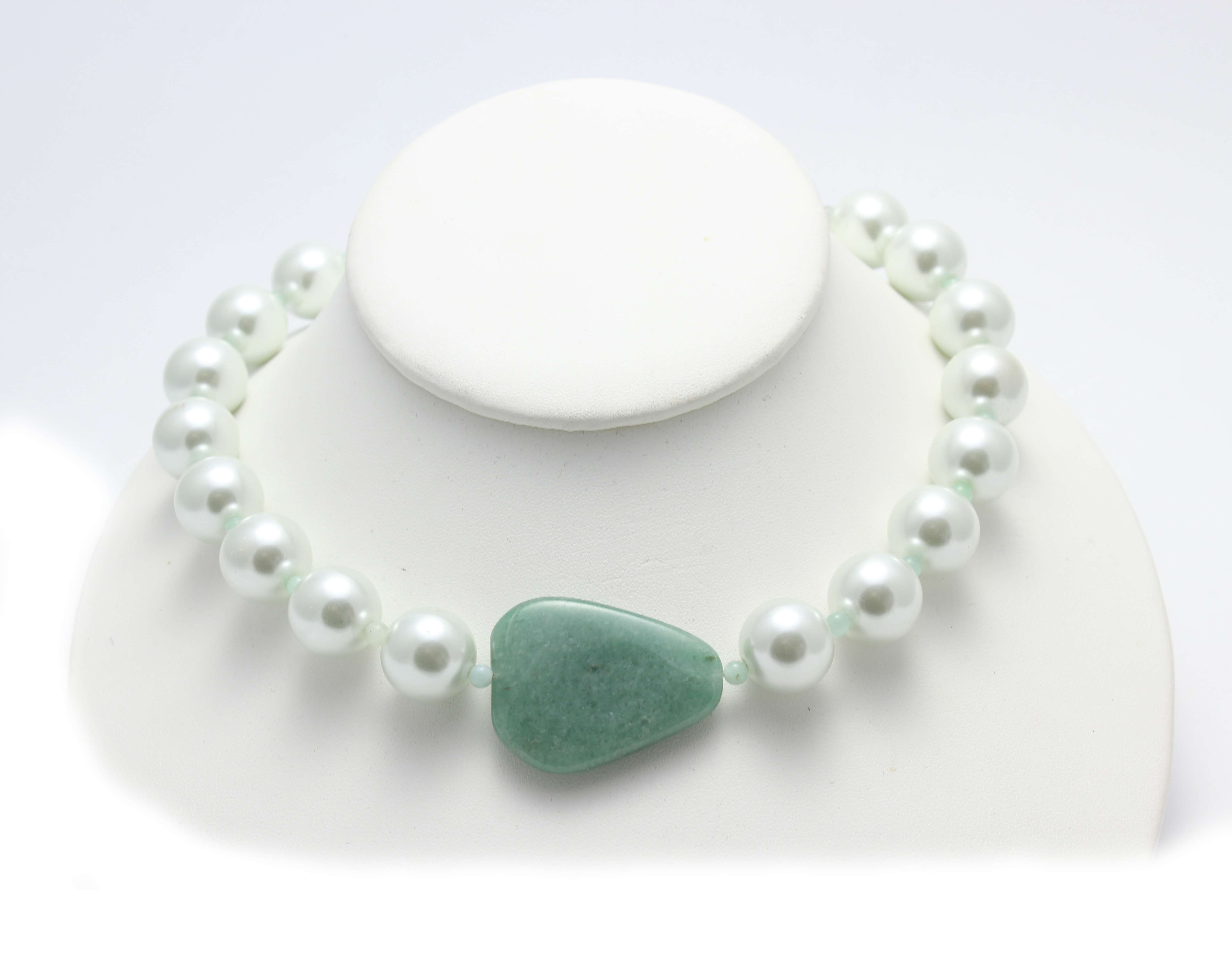 Light Green Pearl Choker with Large Aventurine Focal. OOAK - Image 3